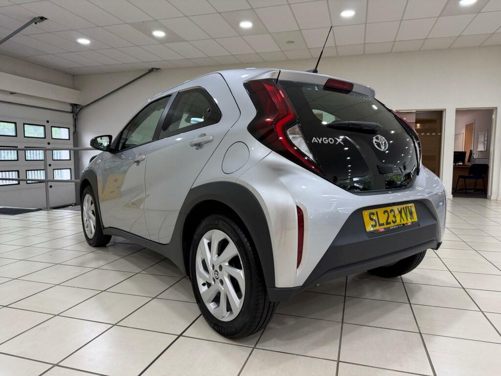 Toyota Aygo X 1.0 Vvt-i Pure Hatchback X-shift Euro 6 SL23XVW Silver #4