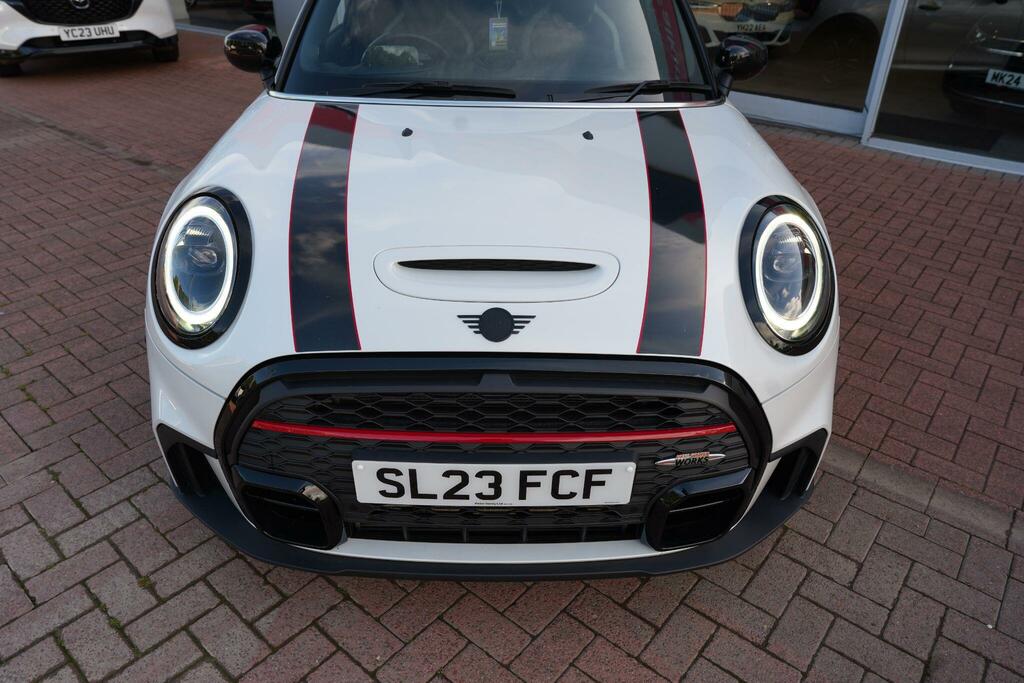 Mini Hatch 2.0 John Cooper Works Steptronic Euro 6 Ss SL23FCF White #2