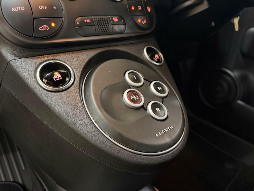 Abarth 695 1.4 T-jet Competizione Cabrio Euro 6 Black #23