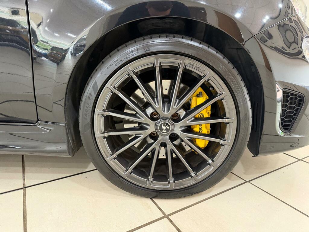 Abarth 695 1.4 T-jet Competizione Cabrio Euro 6 Black #25