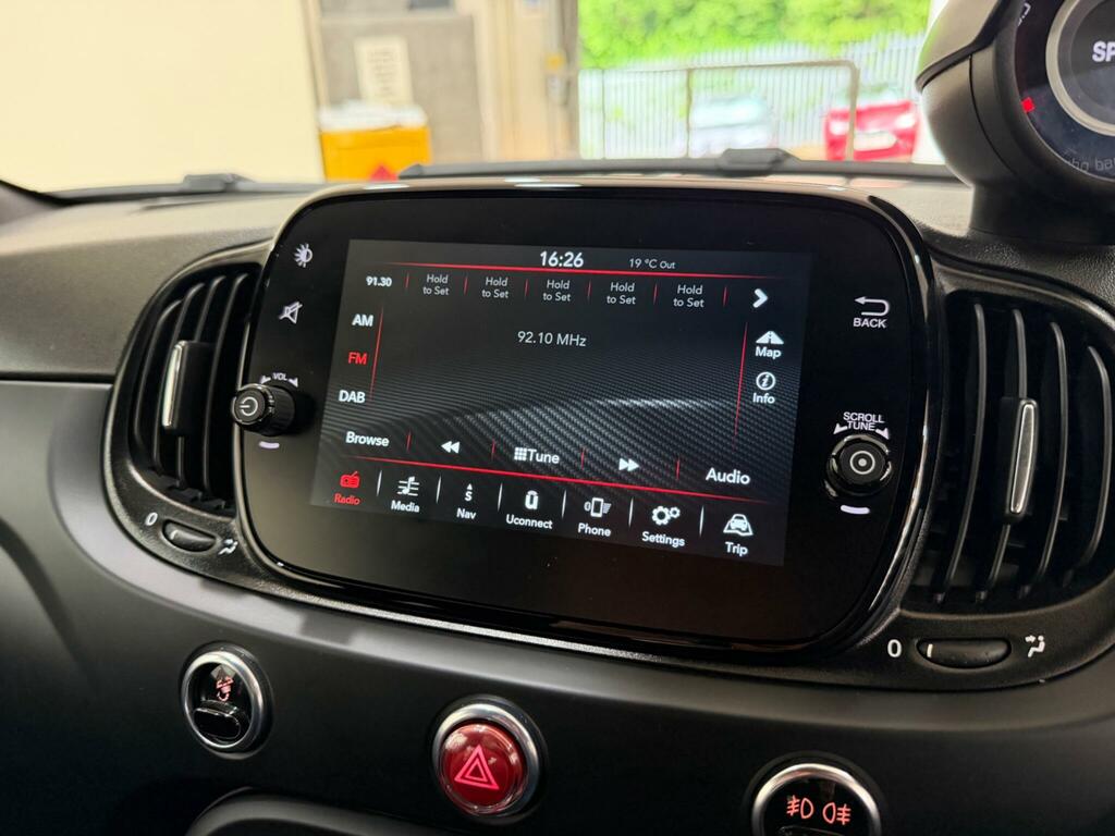 Abarth 695 1.4 T-jet Competizione Cabrio Euro 6 Black #37