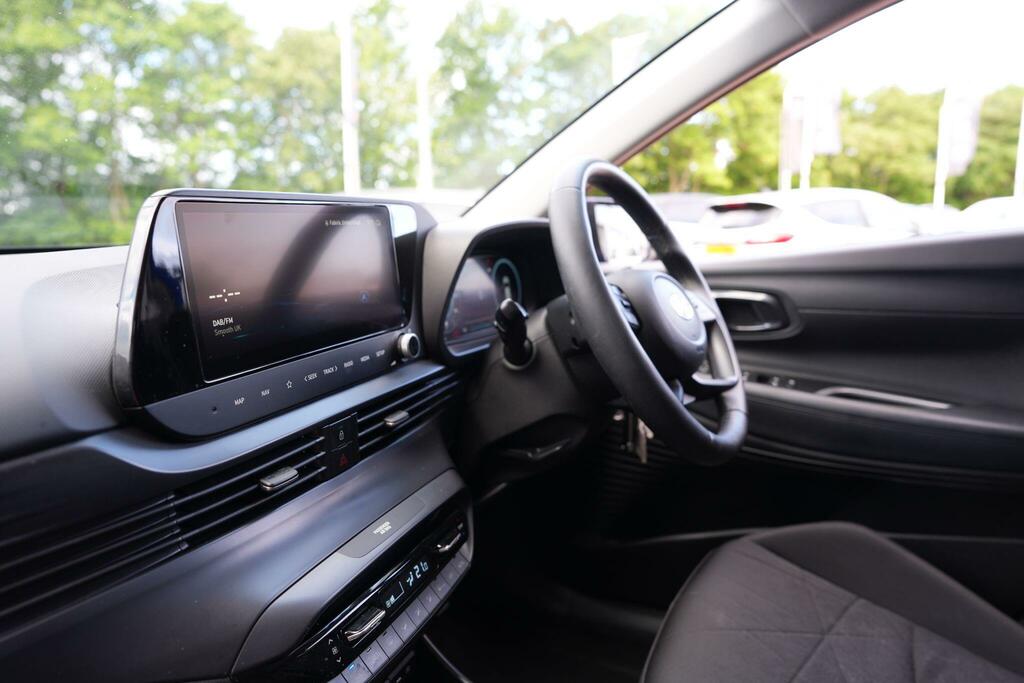 Hyundai Bayon T-gdi Mhev Ultimate Black #22