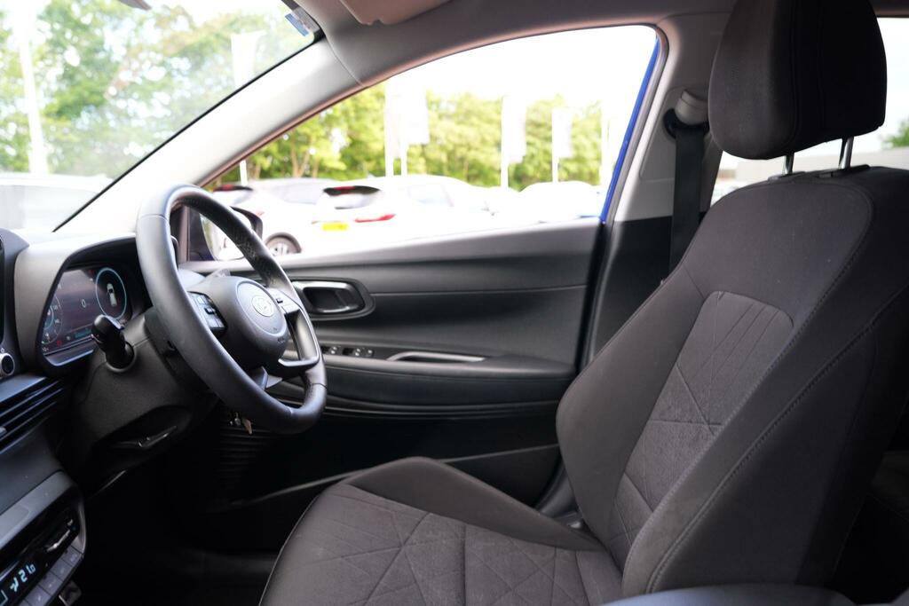 Hyundai Bayon T-gdi Mhev Ultimate Black #23
