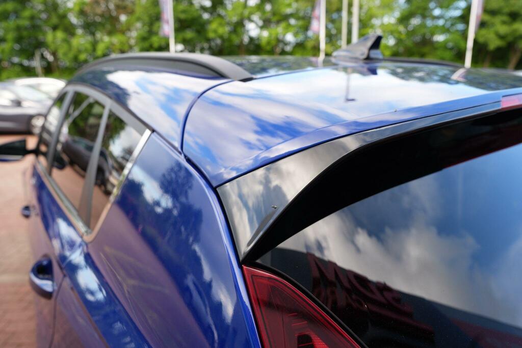Hyundai Bayon T-gdi Mhev Ultimate Black #48