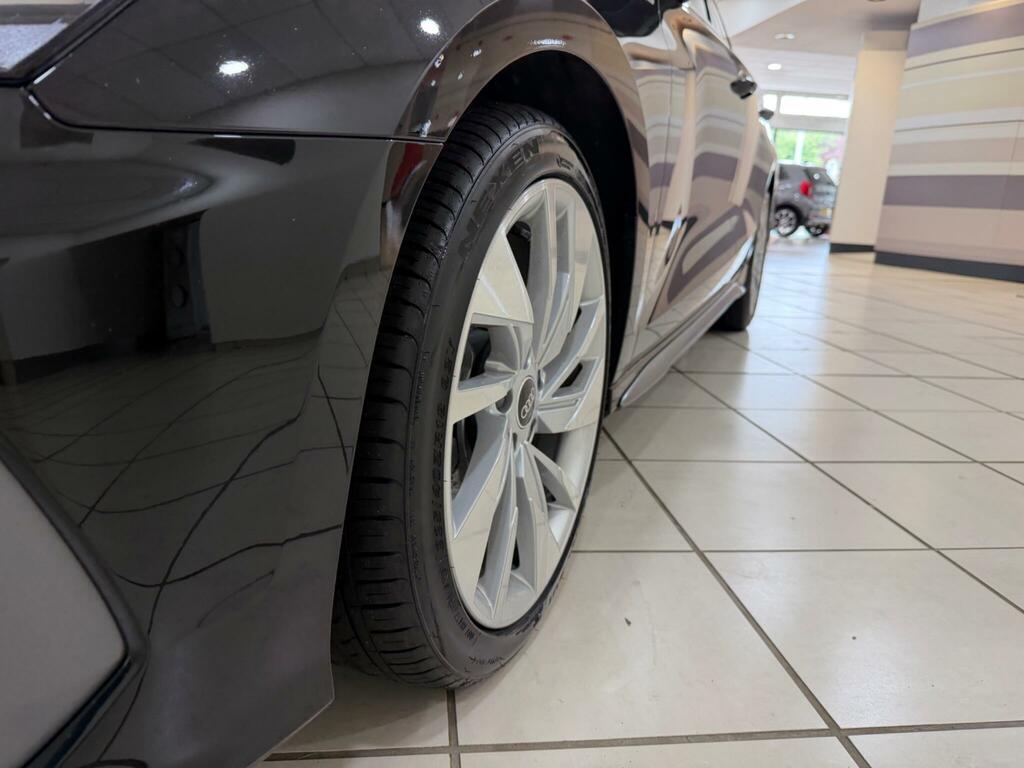 Audi A3 40 Tfsi E Sport S Tronic White #33
