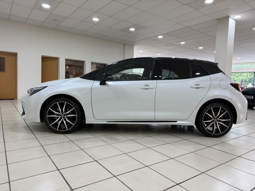 Toyota Corolla 1.8 Vvt-h Gr Sport Hatchback Hybrid Cvt YT26DZN White #5
