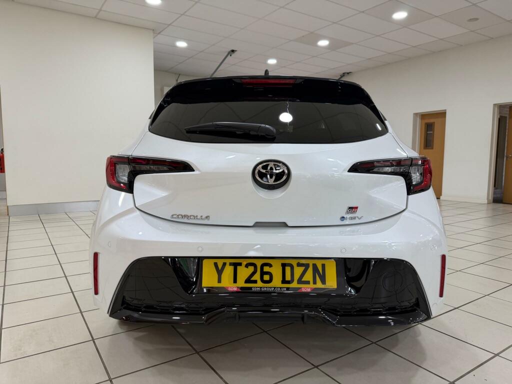 Toyota Corolla 1.8 Vvt-h Gr Sport Hatchback Hybrid Cvt YT26DZN White #6