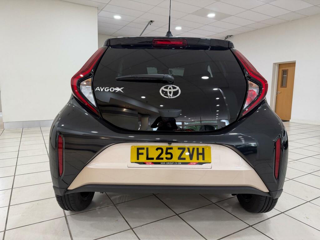 Toyota Aygo X 1.0 Vvt-i Edge Hatchback X-shift Euro 6 FL25ZVH Beige #6