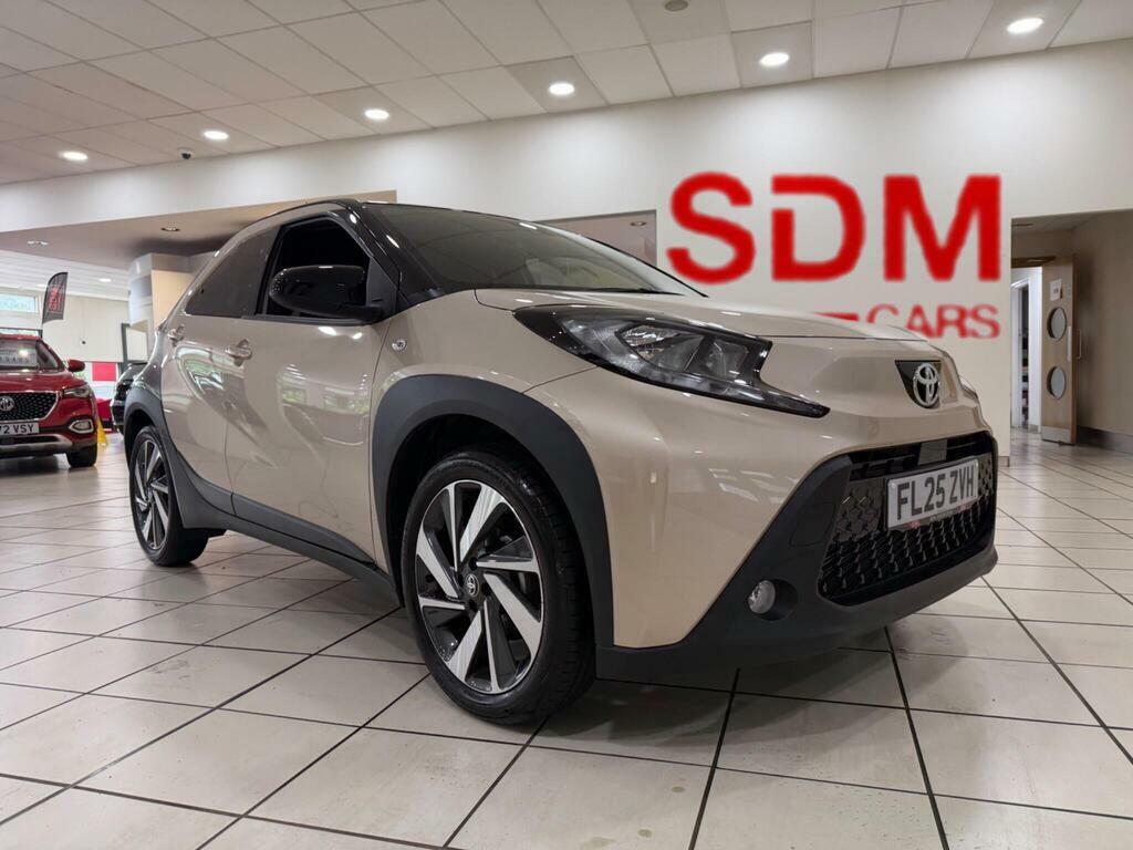 Toyota Aygo X 1.0 Vvt-i Edge Hatchback X-shift Euro 6 Beige