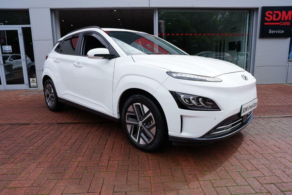 Hyundai Kona 39Kwh Premium Suv 10.5Kw Charge White #3