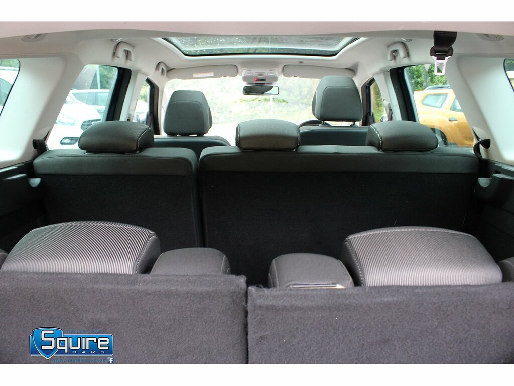Renault Grand Scenic Iconic #24