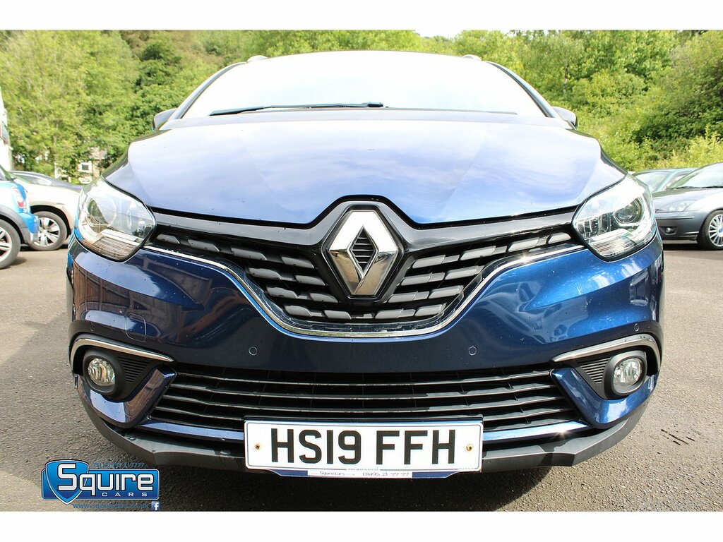 Renault Grand Scenic Iconic #29