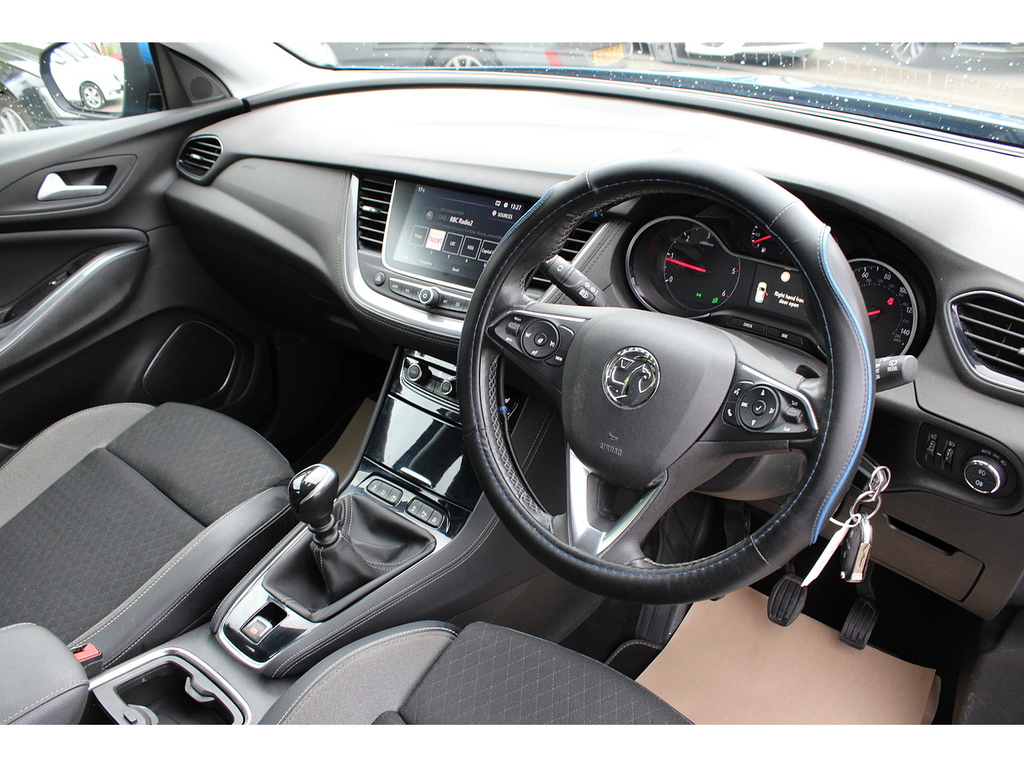 Vauxhall Grandland X Turbo D Blueinjection Tech Line Nav U1591 Ulez VE19HBX Blue #2