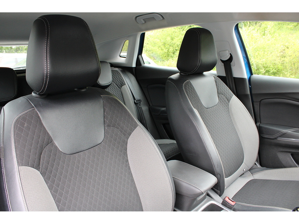 Vauxhall Grandland X Turbo D Blueinjection Tech Line Nav U1591 Ulez VE19HBX Blue #4