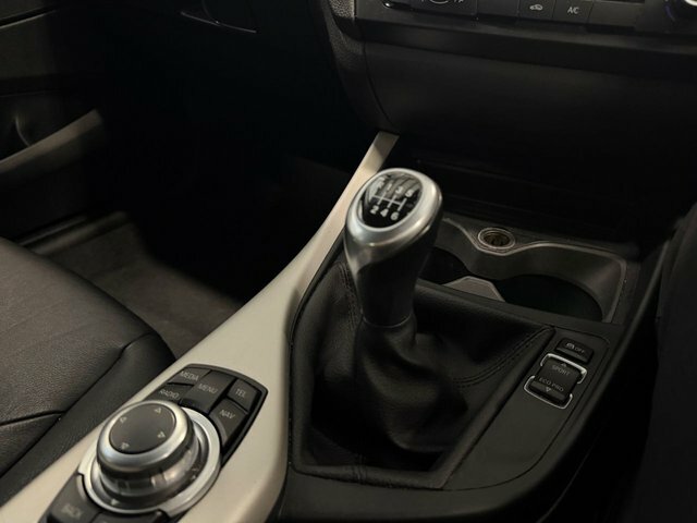 BMW 1 Series White #12
