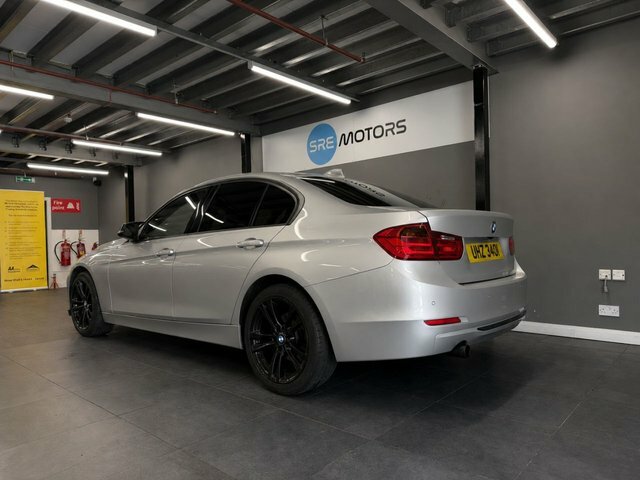 BMW 3 Series 2015 2.0 318D Sport Saloon Euro Silver #6