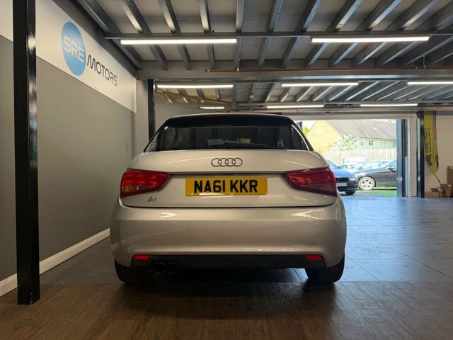 Audi A1 1.4 Tfsi Sport Euro 5 Ss Black #8