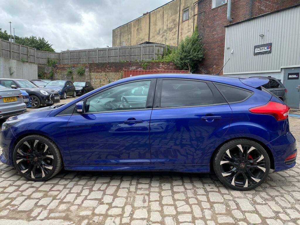 Ford Focus Hatchback 2.0 Tdci St-2 Euro 6 Ss 201717 CM08SAR Blue #2