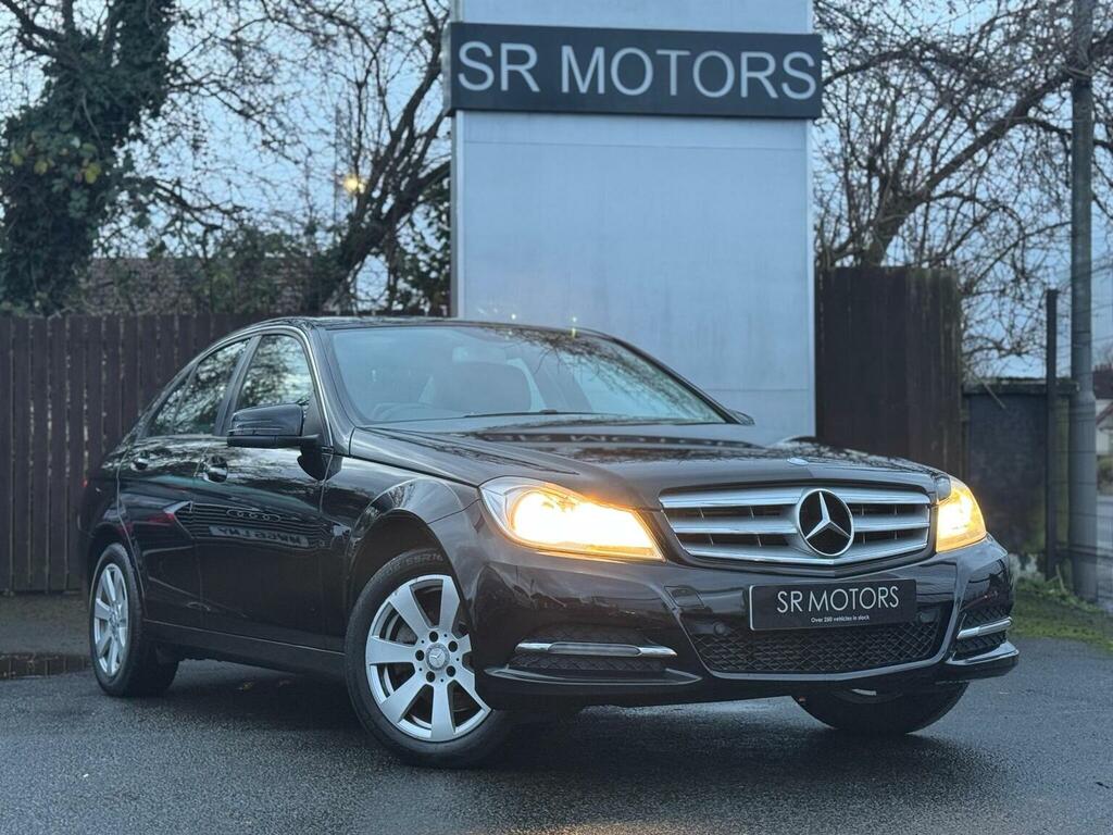 Mercedes-Benz C Class Saloon 2.1 C220 Cdi Blueefficiency Executive Se G- Black