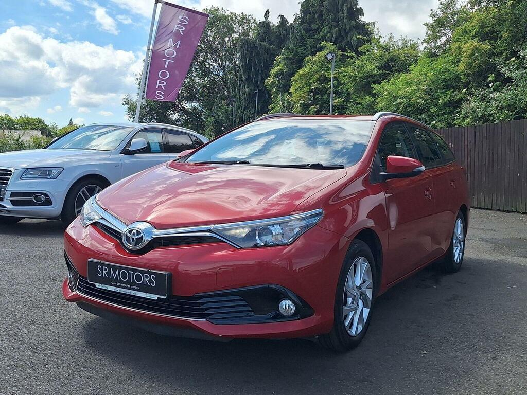 Toyota Auris Estate 1.6 D-4d Business Edition Touring Sports Eu WK16BZF Red #3