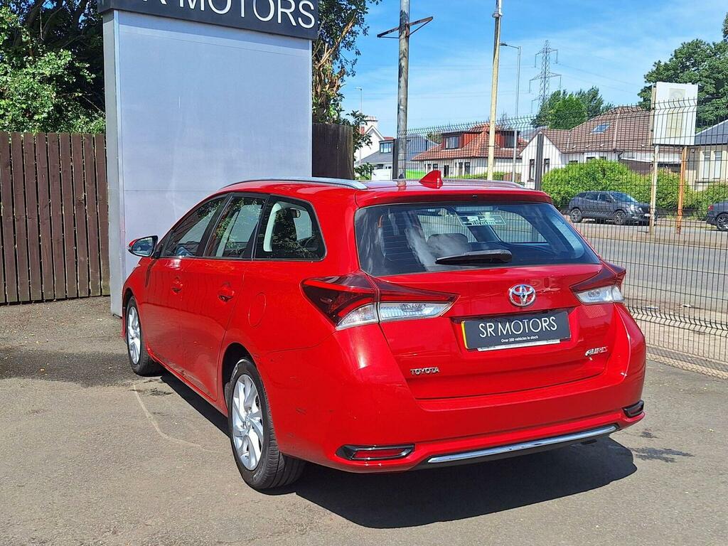 Toyota Auris Estate 1.6 D-4d Business Edition Touring Sports Eu WK16BZF Red #4