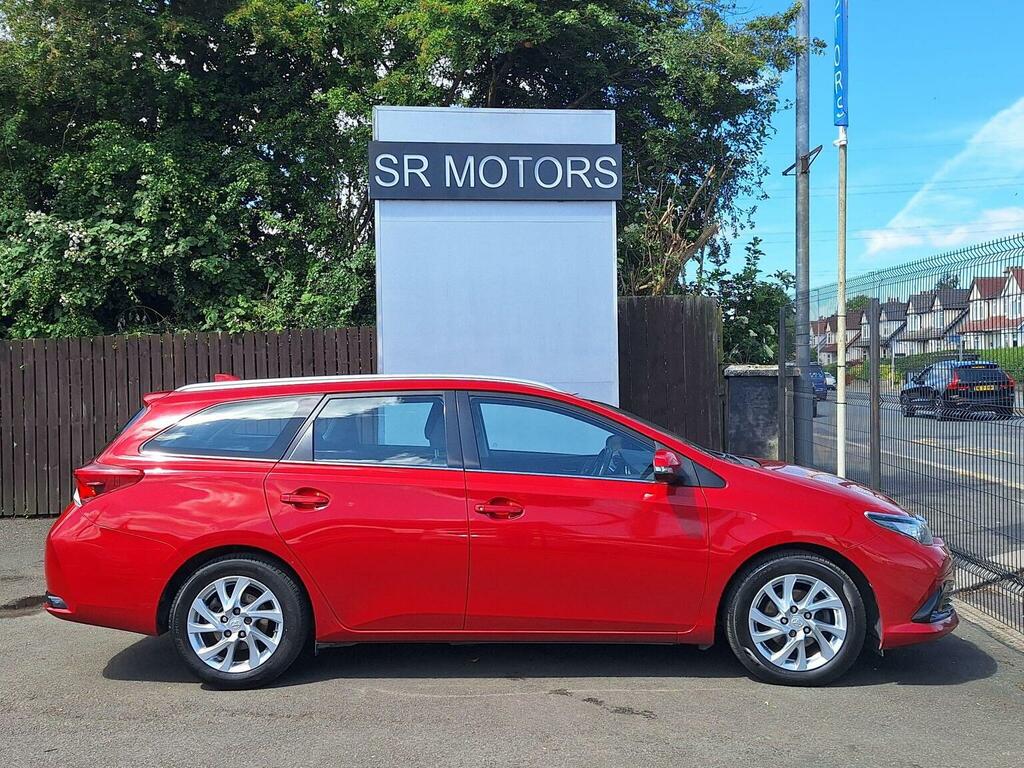 Toyota Auris Estate 1.6 D-4d Business Edition Touring Sports Eu WK16BZF Red #6