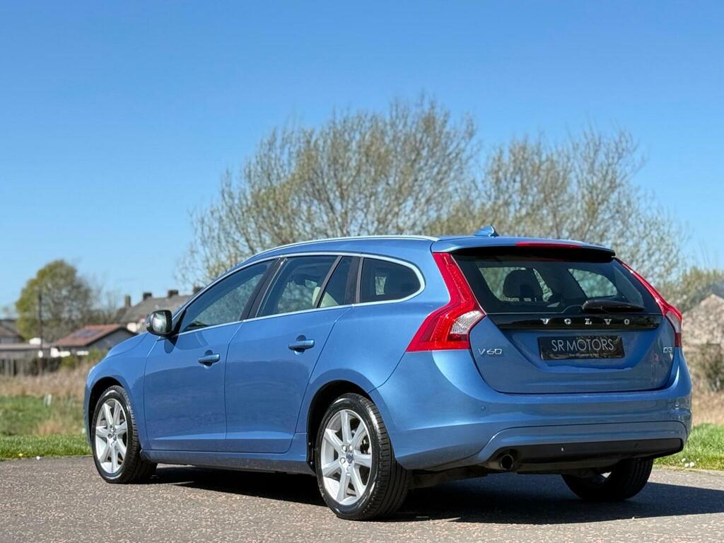 Volvo V60 2.0 D3 Se Lux Nav Euro 6 Ss Blue #3