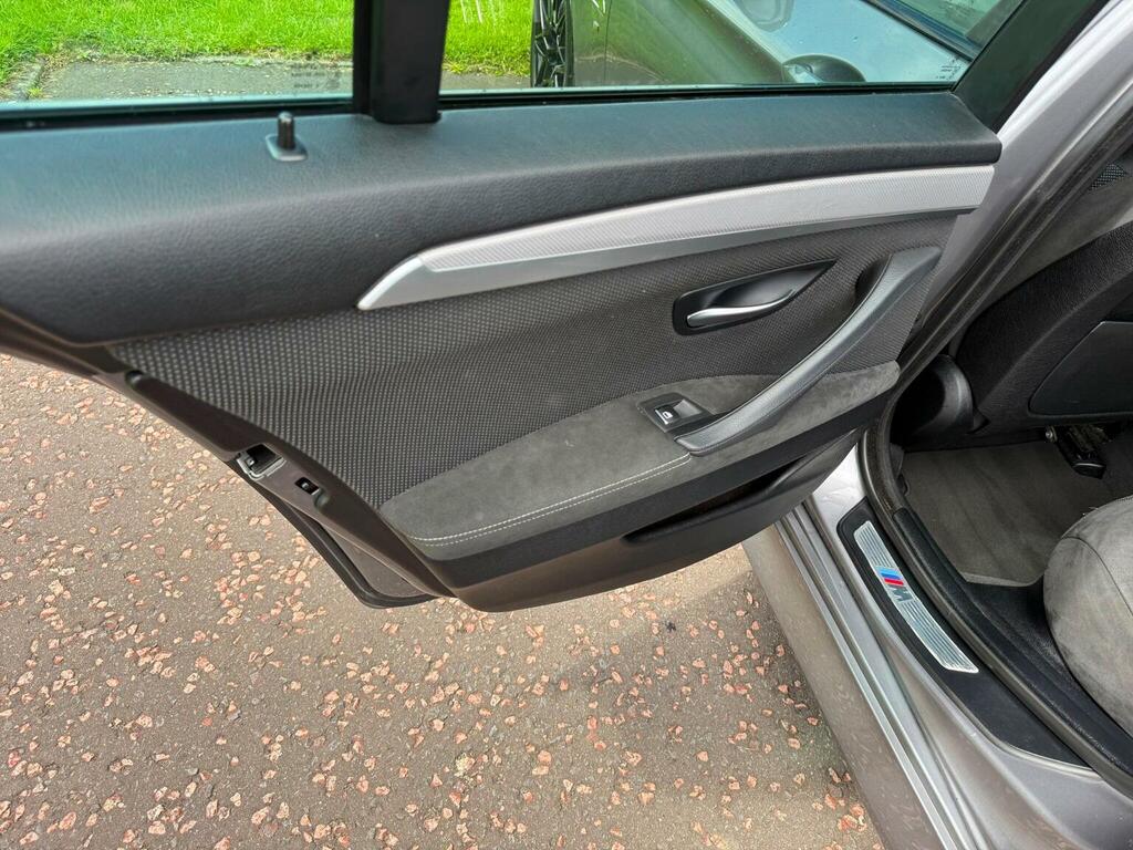 BMW 5 Series 520D Se 188 Black #90