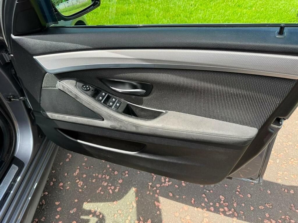 BMW 5 Series 520D Se 188 Black #92