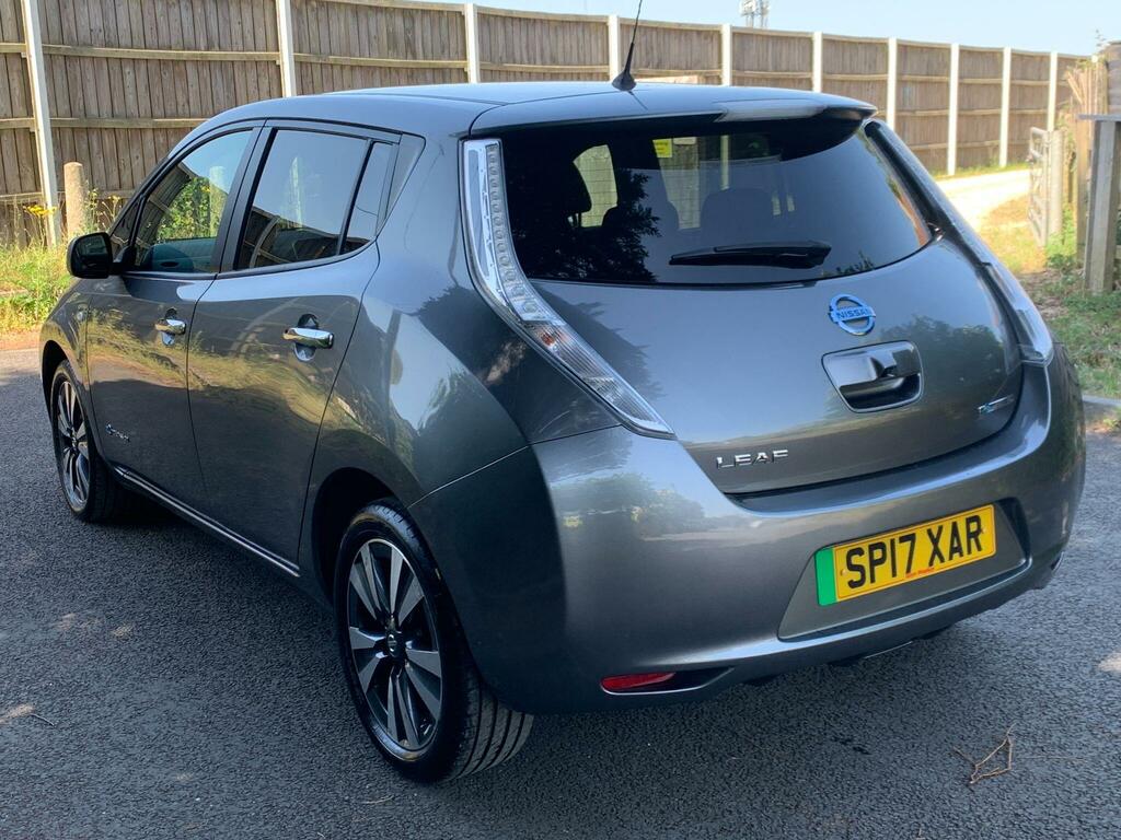 Nissan Leaf 30Kwh Tekna SP17XAR #4