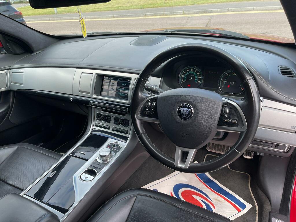 Jaguar XF 2.2L Premium Luxury Black #7
