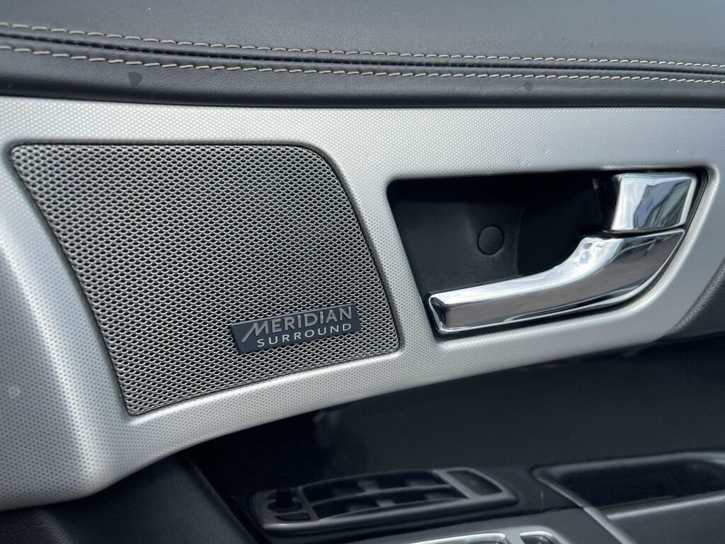 Jaguar XF 2.2L Premium Luxury Black #27