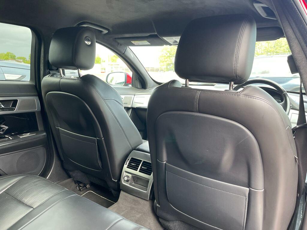 Jaguar XF 2.2L Premium Luxury Black #18