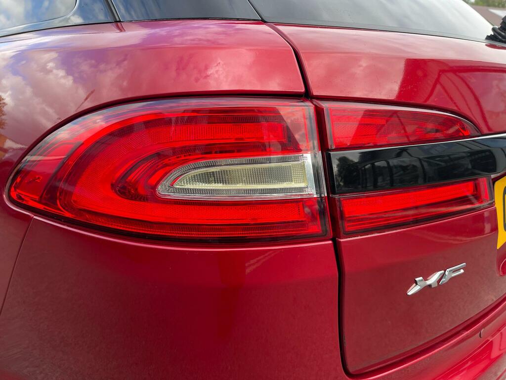 Jaguar XF 2.2L Premium Luxury Black #32