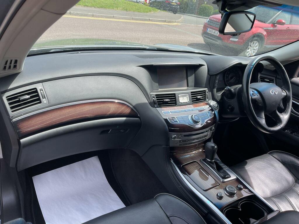 Infiniti Q70 3.5L Premium Tech White #8