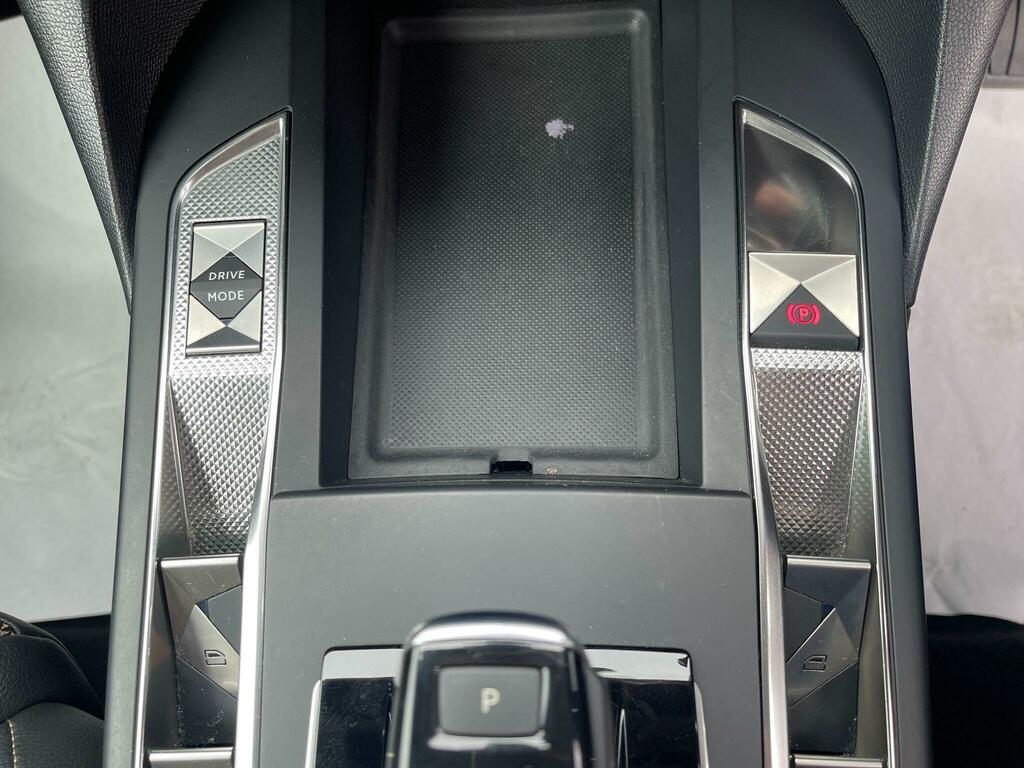 DS DS 3 Crossback Ds3 Opera E-tense Ev Red #22