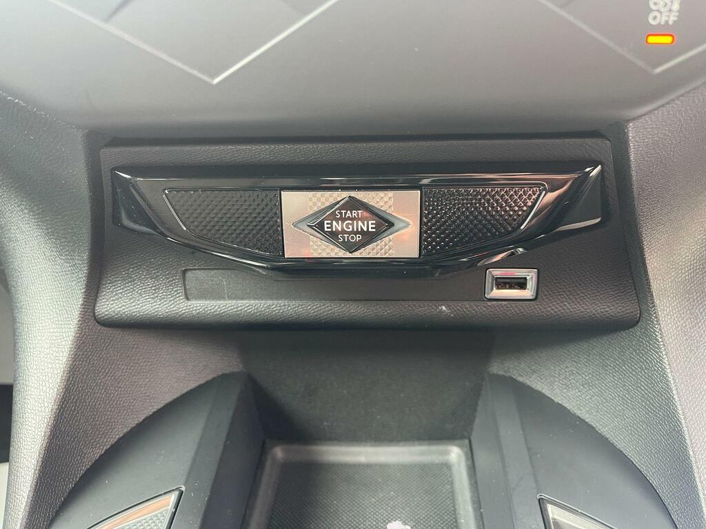 DS DS 3 Crossback Ds3 Opera E-tense Ev Red #21