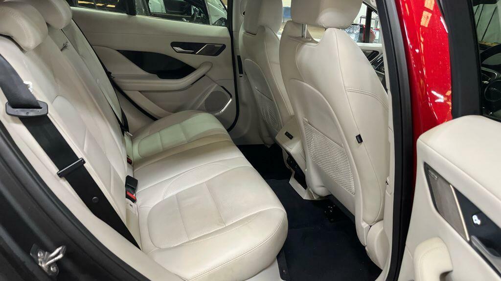 Jaguar I-Pace 294Kw Ev400 Black 90Kwh 11Kw Charger Blue #10