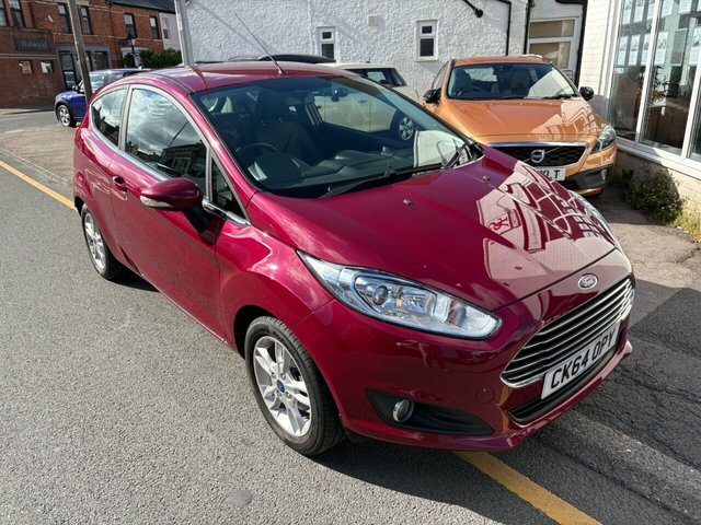 Ford Fiesta Ecoboost Zetec Hatchback Pink #2