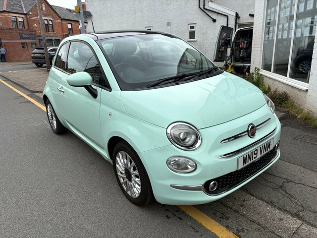 Fiat 500 Lounge Hatchback WN19VNM Green #2