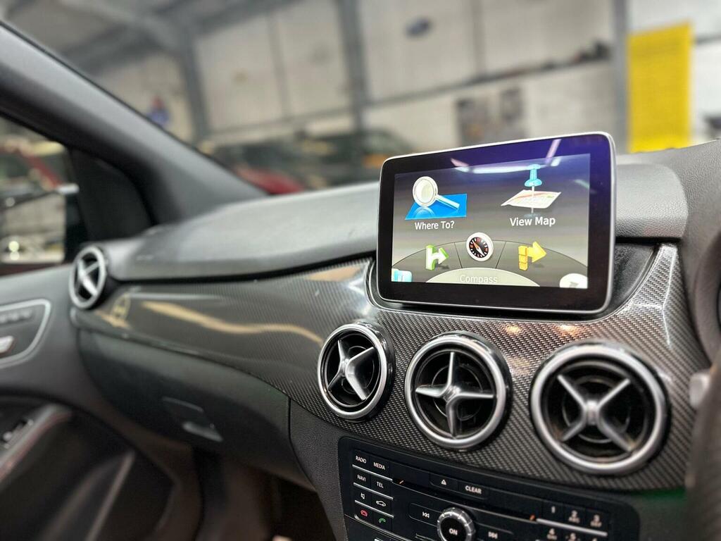 Mercedes-Benz B Class 2.1 B 200 D Sport Executive 134 Bhp White #37