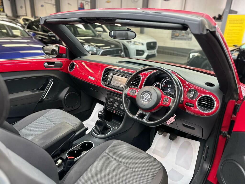 Volkswagen Beetle Convertible 1.6 Tdi Bluemotion Tech Design Cabriol Red #3