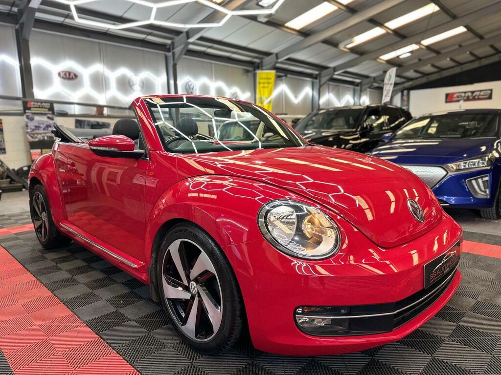 Volkswagen Beetle Convertible 1.6 Tdi Bluemotion Tech Design Cabriol Red #4