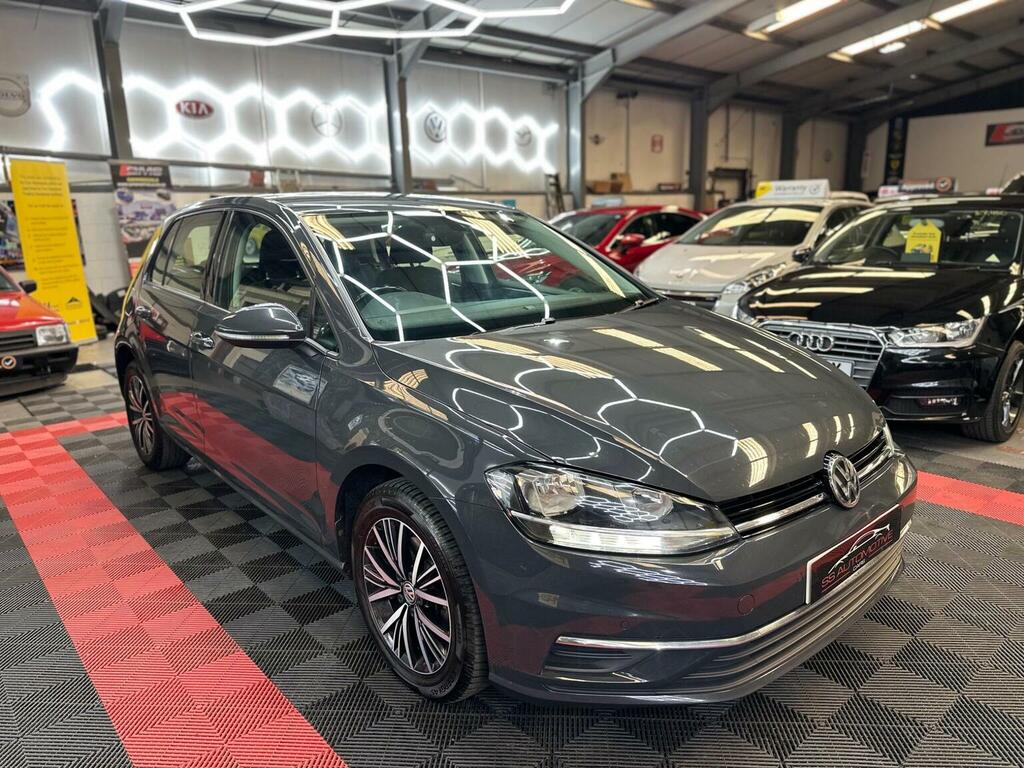 Volkswagen Golf Hatchback 1.6 Tdi Bluemotion Tech Se Nav Euro 6 S Grey