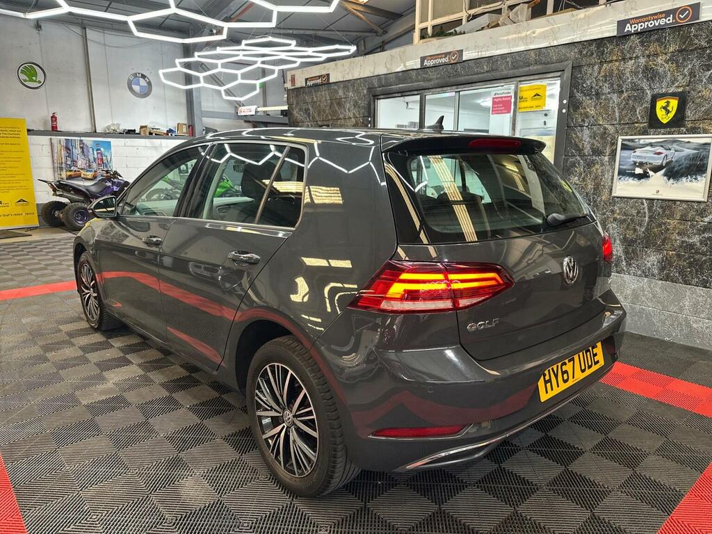 Volkswagen Golf Hatchback 1.6 Tdi Bluemotion Tech Se Nav Euro 6 S HY67UDE Grey #2