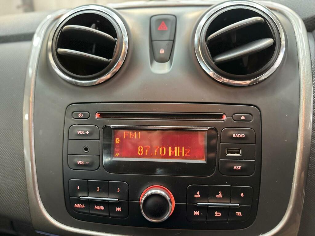 Dacia Logan Mcv 201414 1.5 Dci Laureate Estate Man Red #47