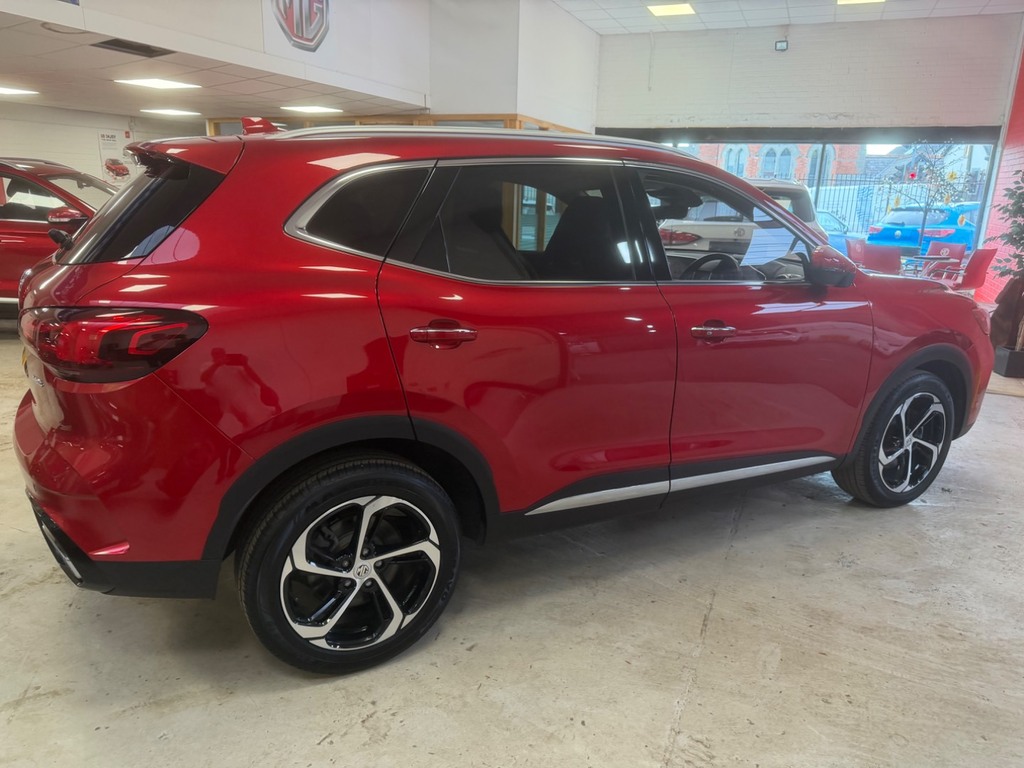 MG HS 1.5 T-gdi Trophy Dct HIL1771 Red #4