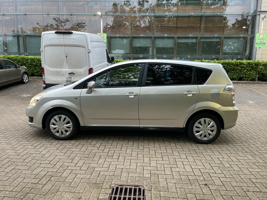 Toyota Corolla Verso 1.6 Vvt-i T2 Silver #4