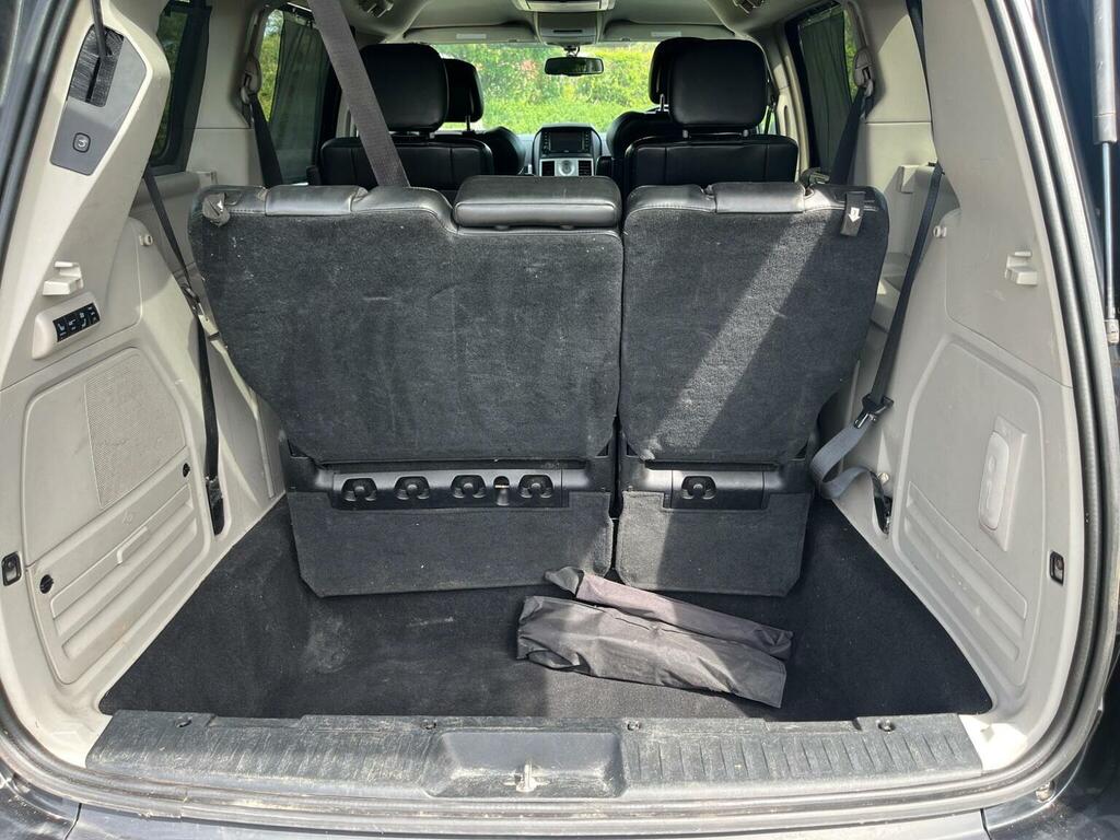 Chrysler Grand Voyager LX Black #12