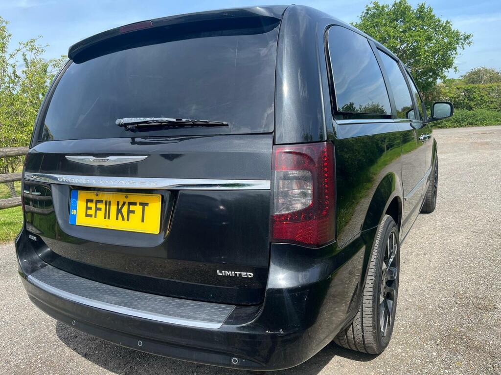 Chrysler Grand Voyager LX Black #13